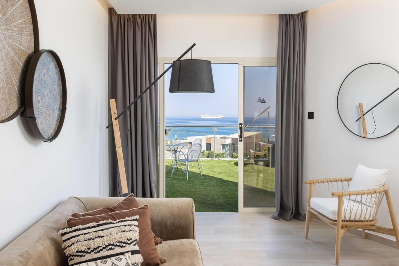 Hotel Atlantica Bay - Adults Only à Limassol Extérieur photo