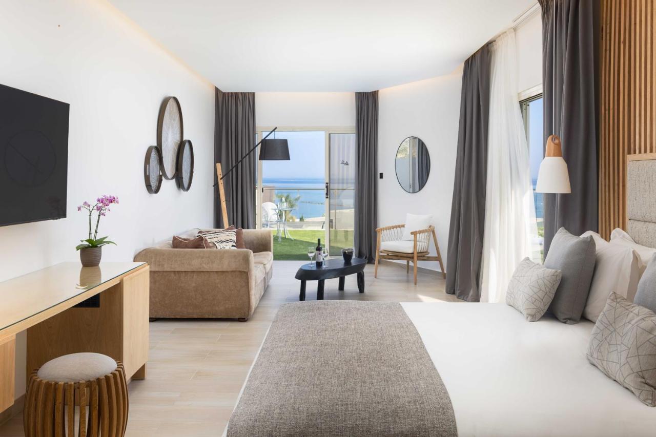 Hotel Atlantica Bay - Adults Only à Limassol Extérieur photo